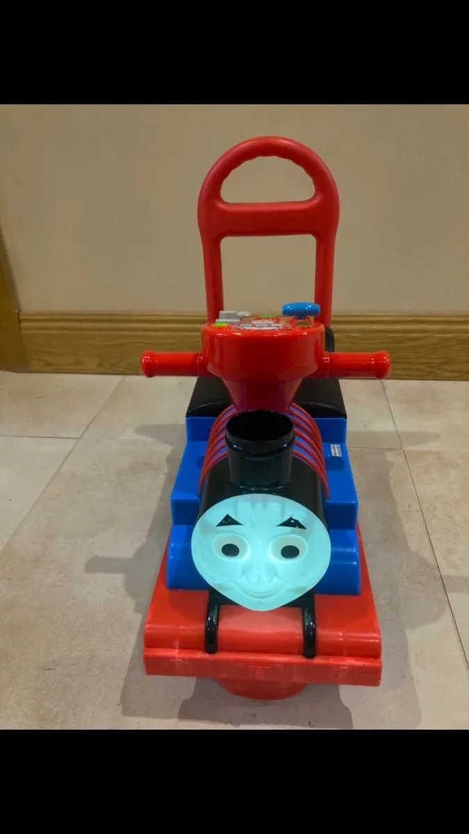 Thomas the tank and frog musical ride on - Image 1