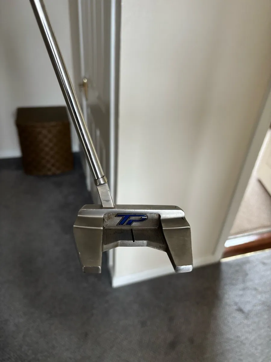 Taylormade TP Hydro Blast Bandon #3 putter - Image 2