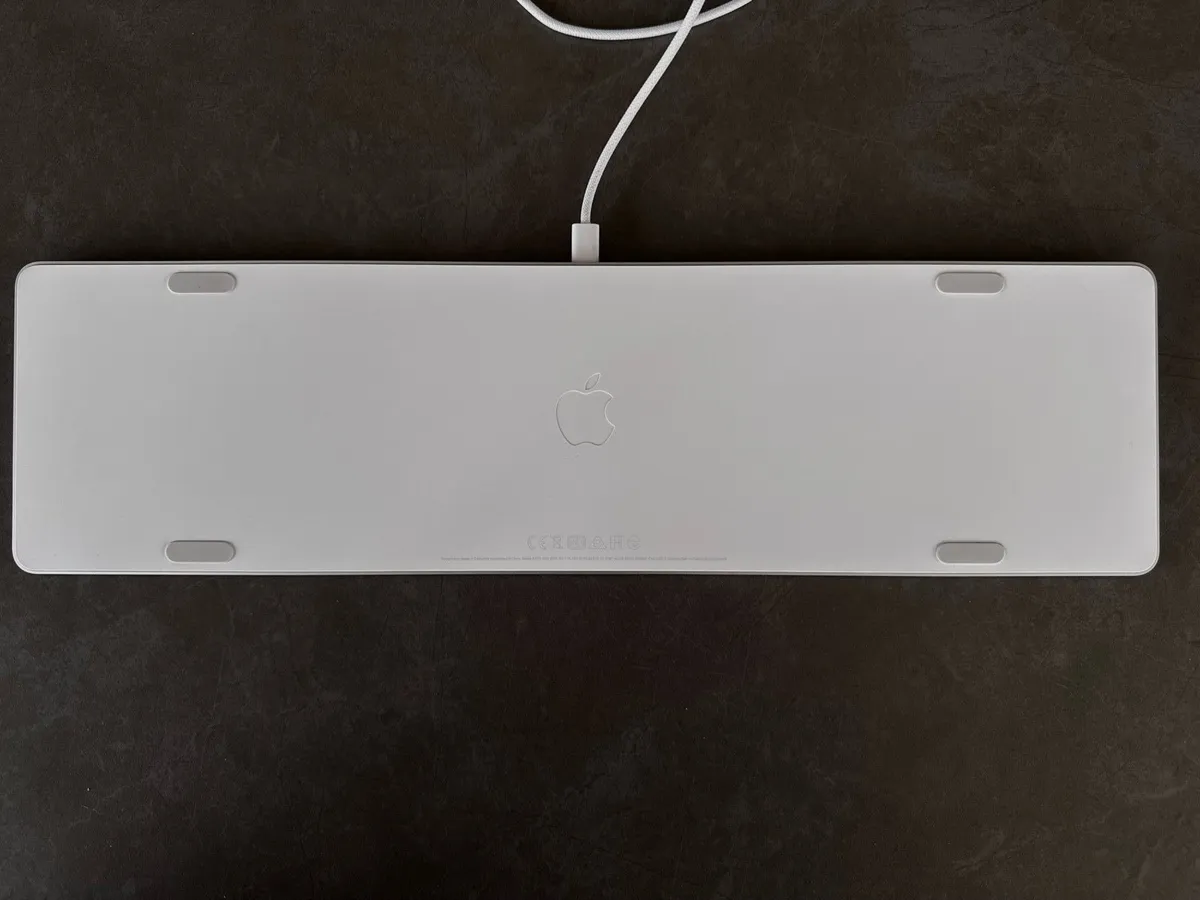 Apple Magic Keyboard & Mouse - Image 3