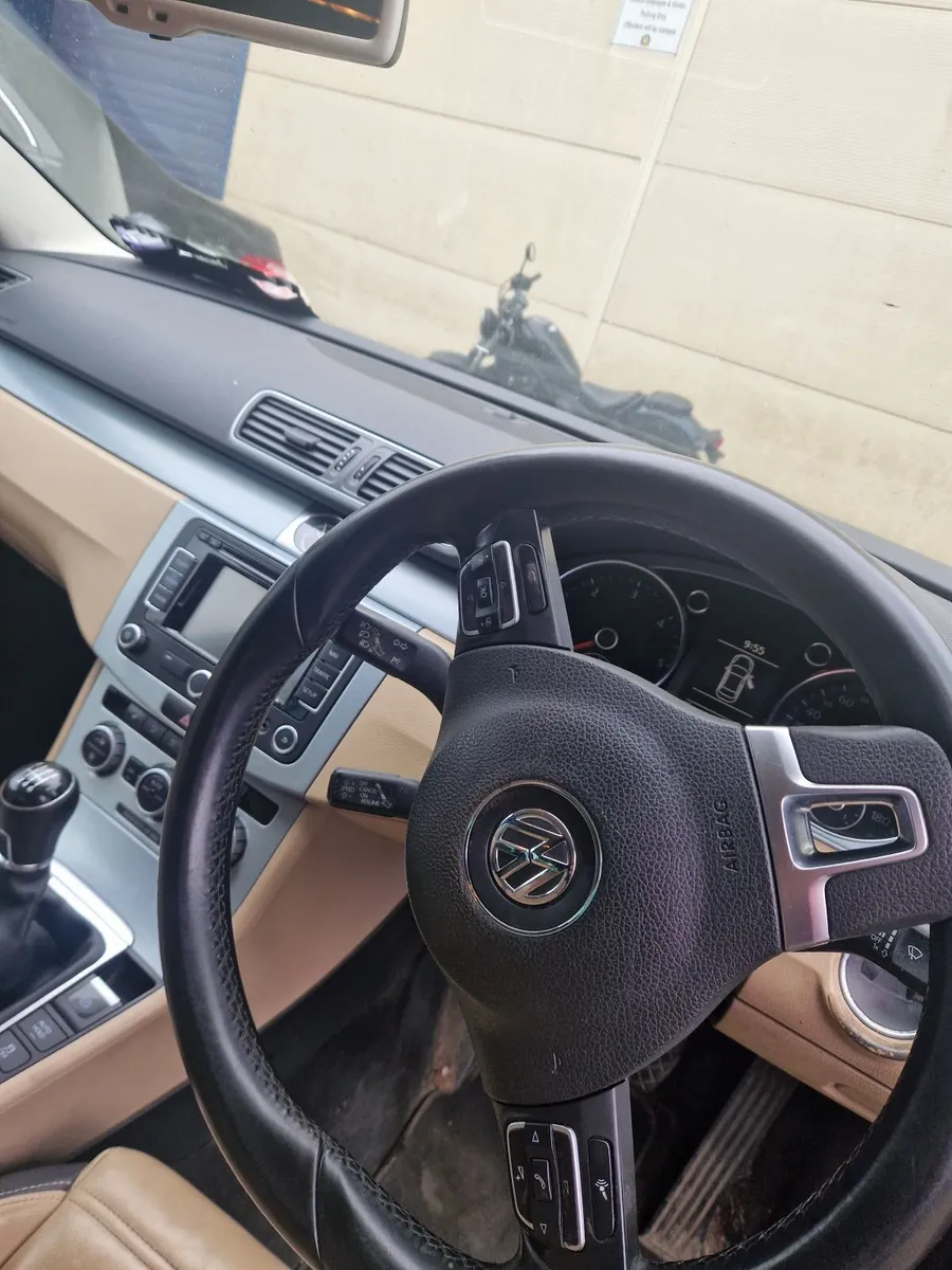 Volkswagen CC 2013 - Image 2