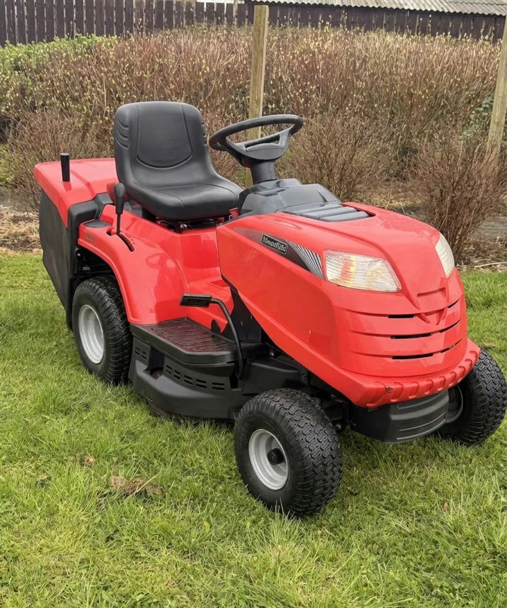 Mountfield ride on lawnmower - Image 2