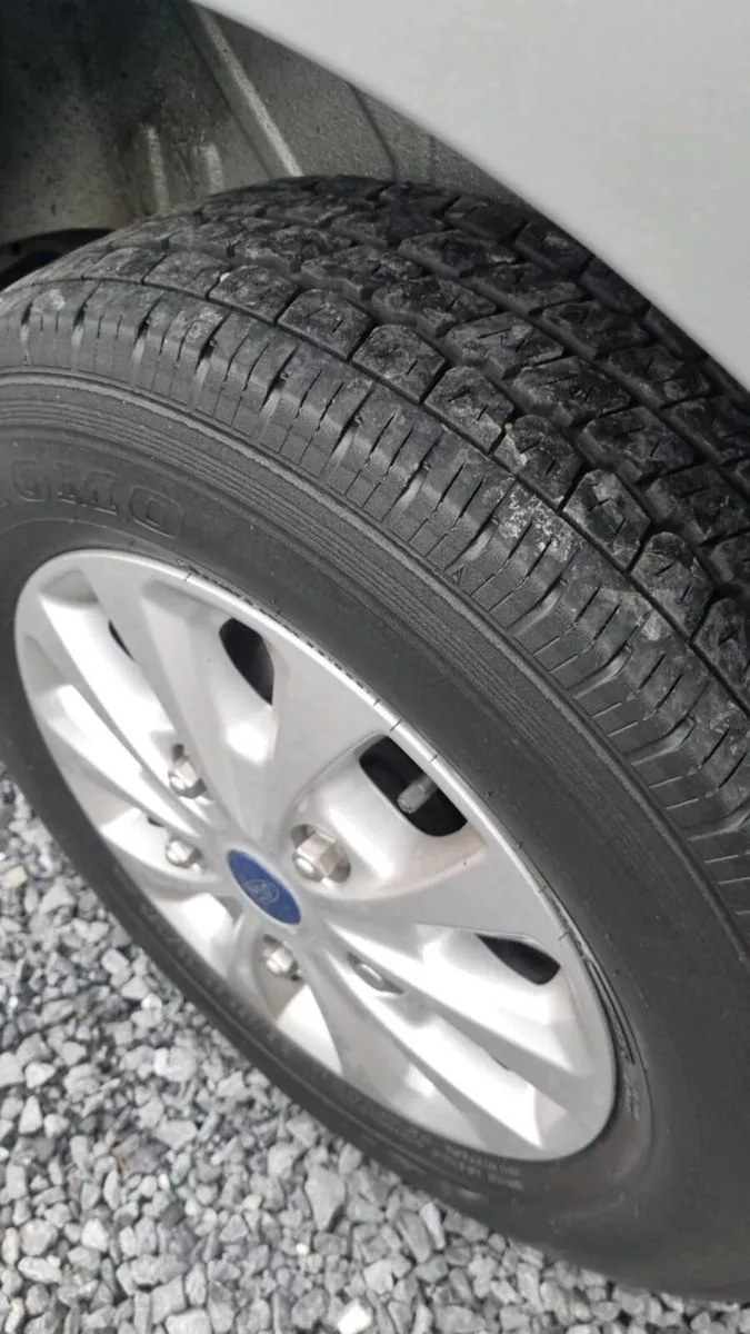 Ford Transit custom - Image 4