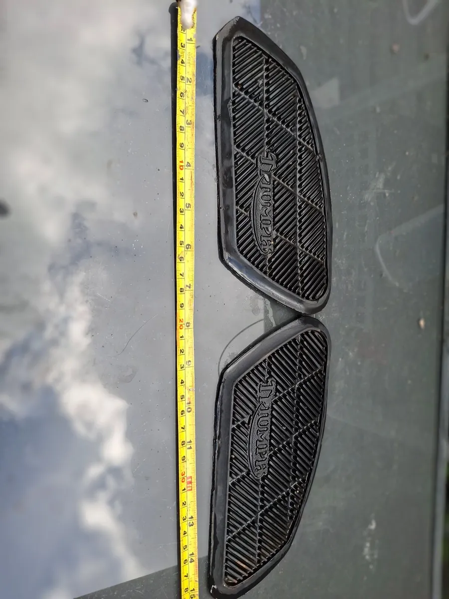 Tank badges - Image 1