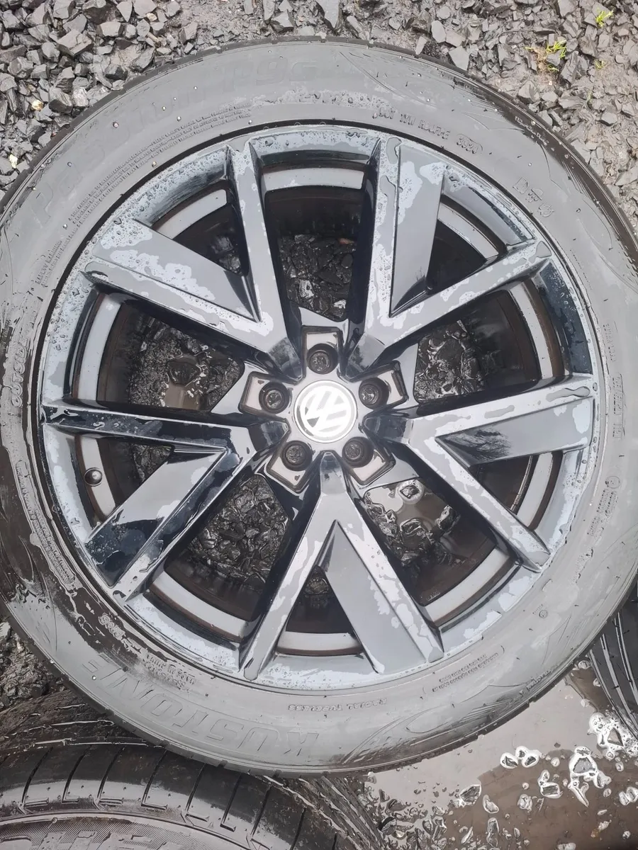20" Genuine Vw Touareg Alloys with tyres - Image 2