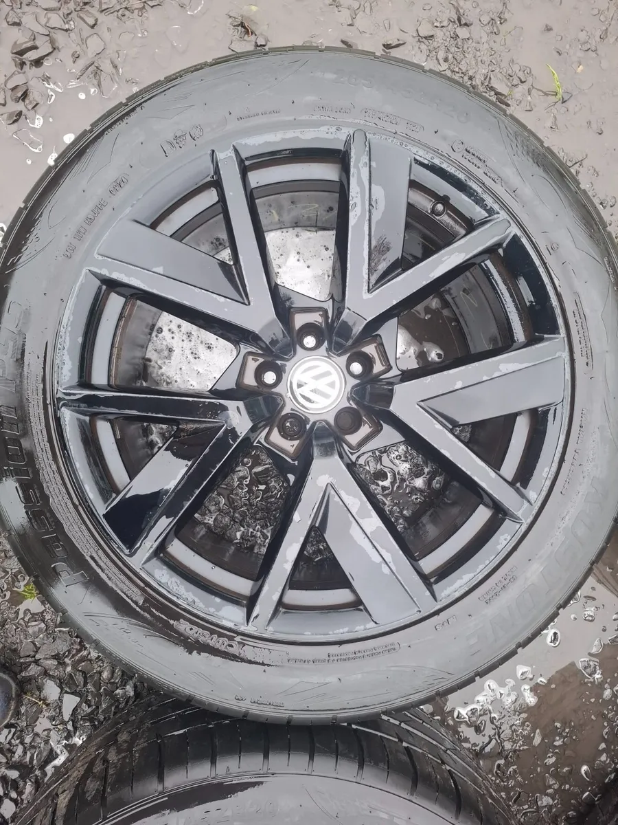 20" Genuine Vw Touareg Alloys with tyres - Image 3