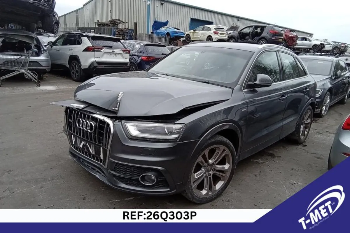 2014 AUDI Q3 BREAKING FOR PARTS - Image 4