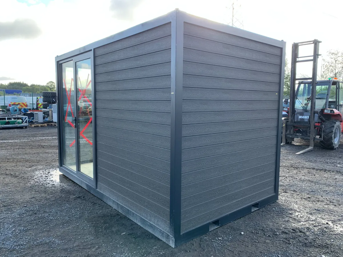 13FT COMPOSITE OFFICE FOR AUCTION TOMORROW!!! - Image 1