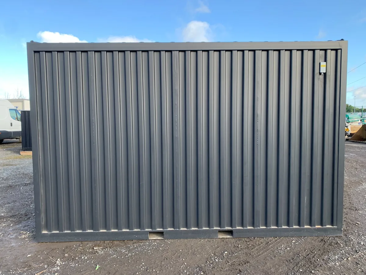 13FT COMPOSITE OFFICE FOR AUCTION TOMORROW!!! - Image 4