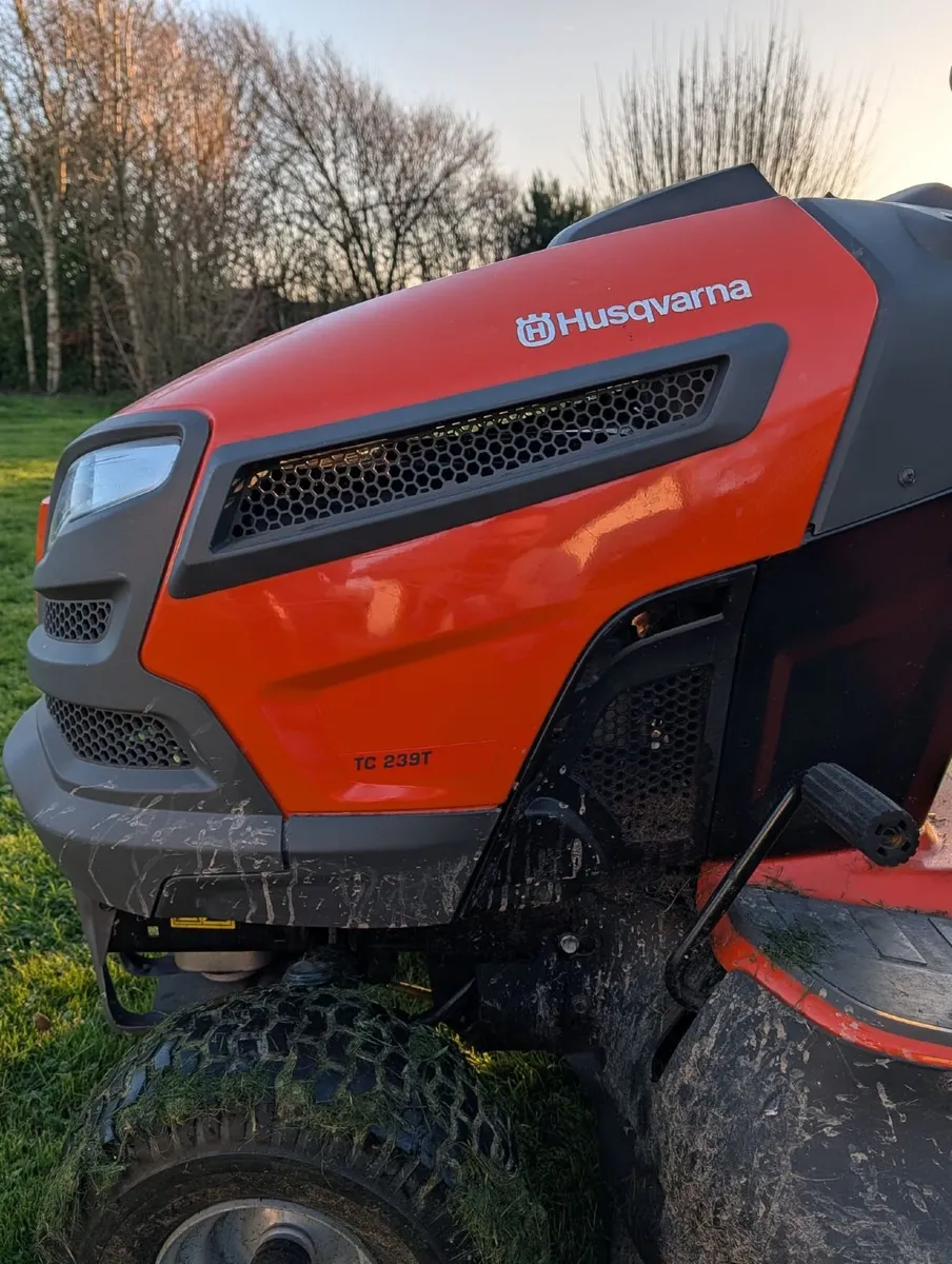 Husqvarna TC 239T V-Twin Ride-on Mower - Image 2