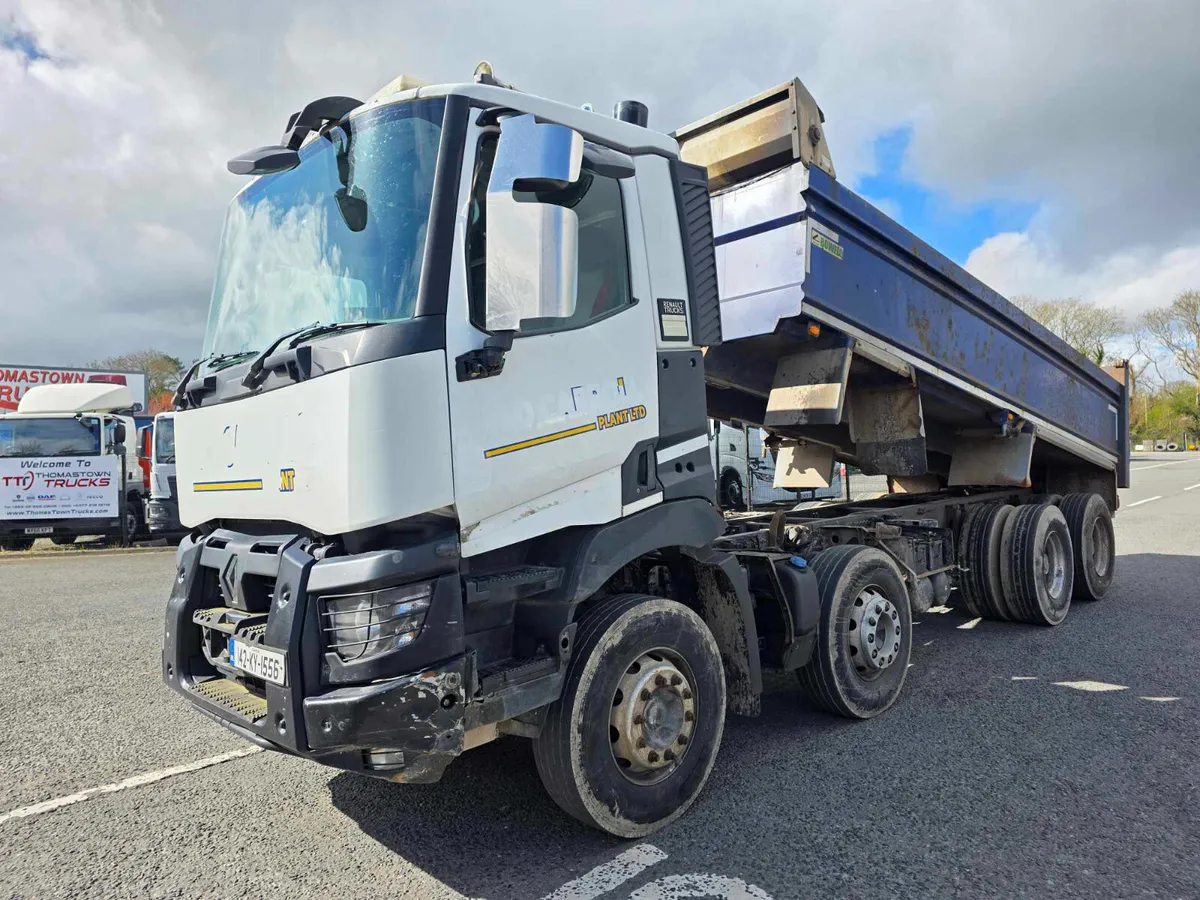 2014 Renault T Cab C430 8x4 tipper - Image 3