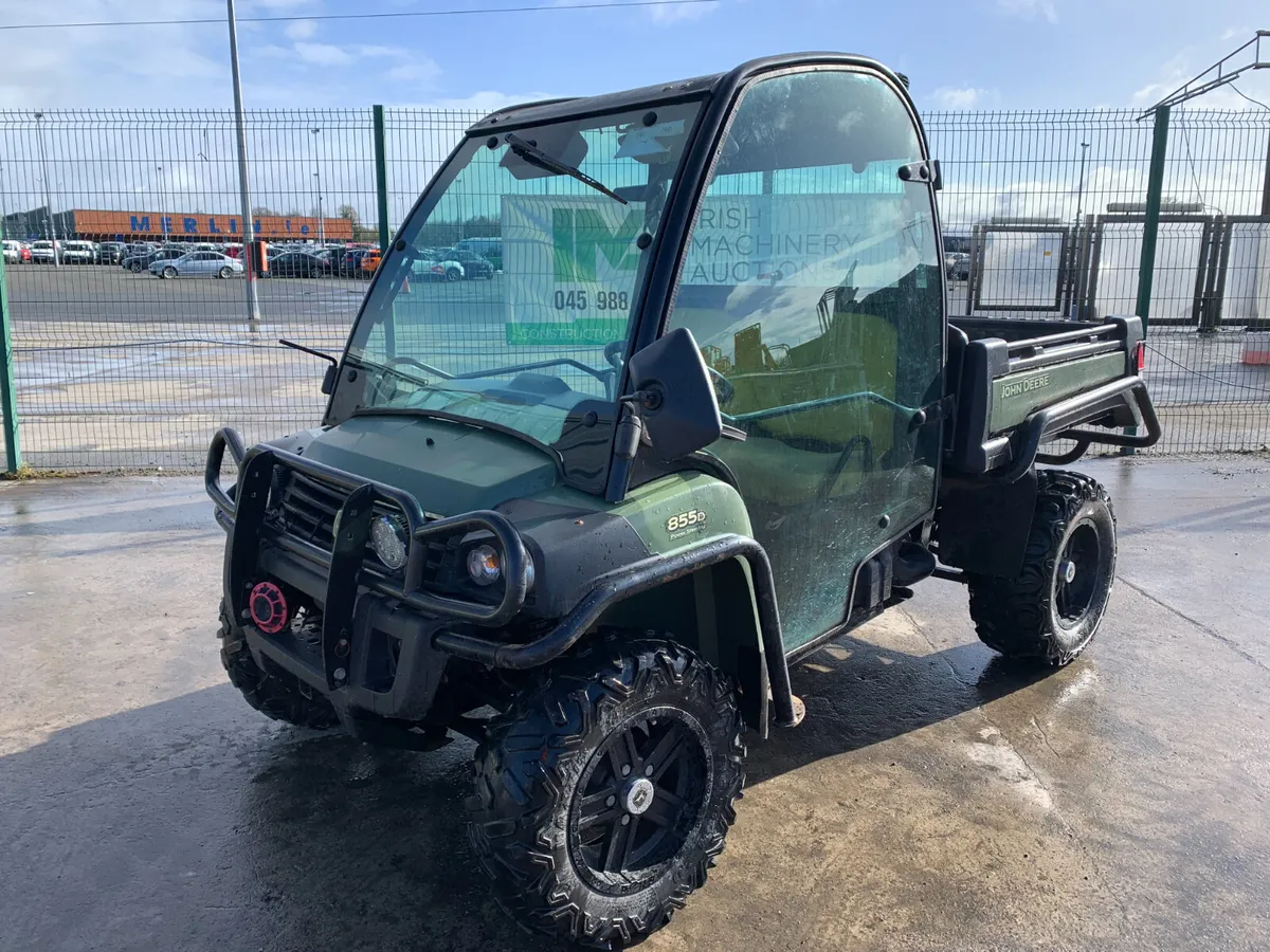 AUCTION ENDS TOMORROW - 2015 JOHN DEERE 855D - Image 1