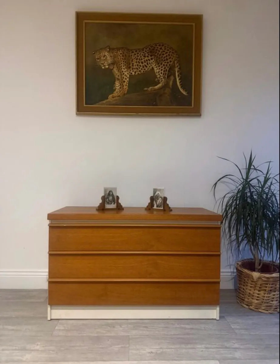 Mid Century Chest of Drawers with Mirror - Image 4