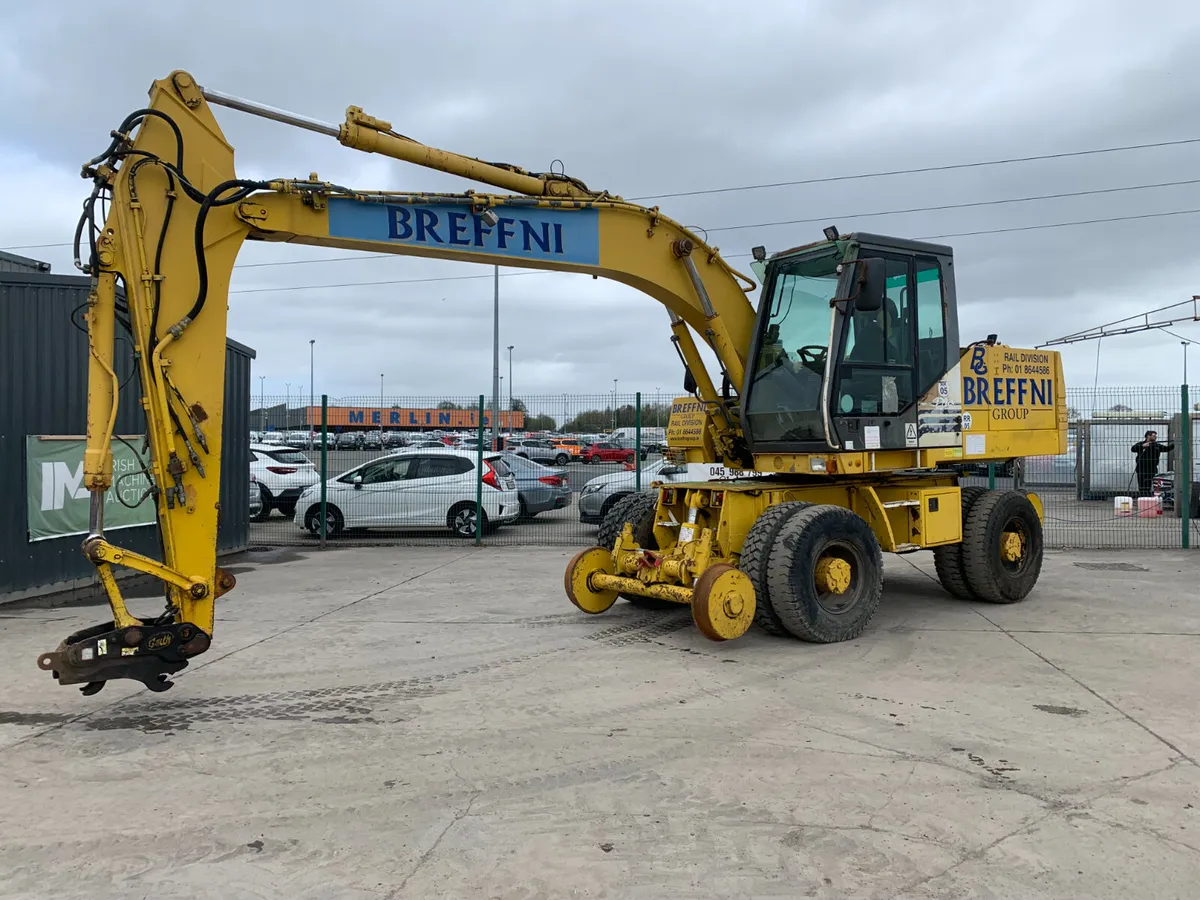 AUCTION ENDS TOMORROW - CASE 988 RAIL EXCAVATOR - Image 1