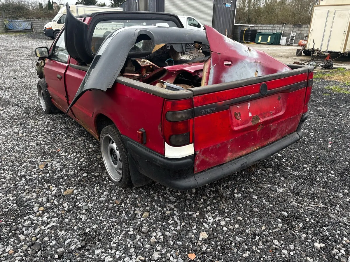 Skoda Felicia pickup for breaking - Image 1