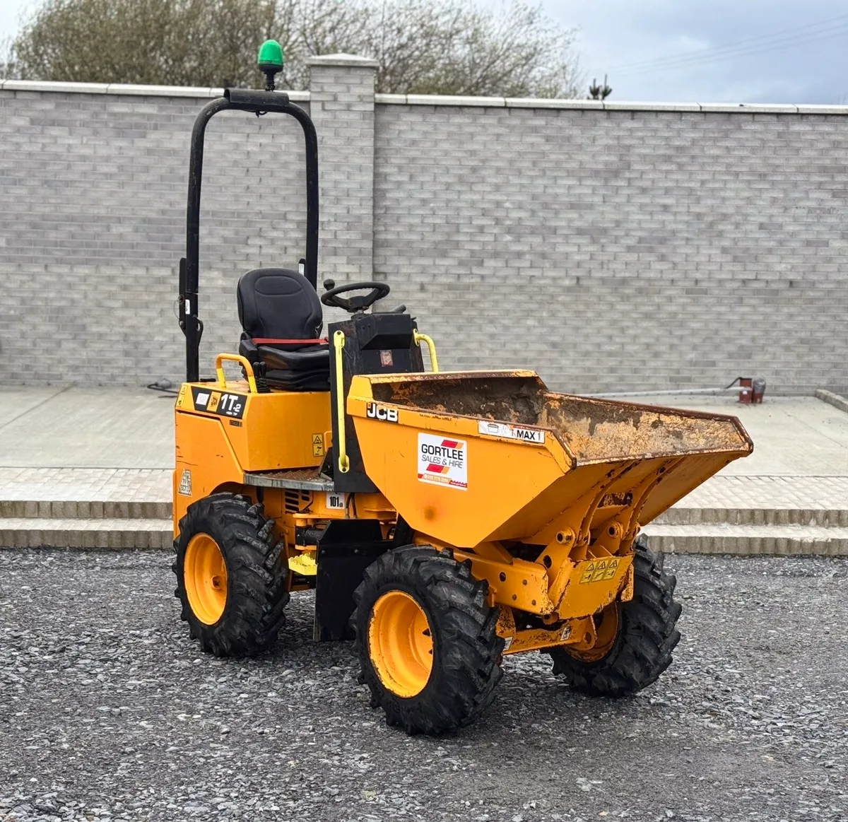JCB 1Tonne High Tip Dumper - Image 1