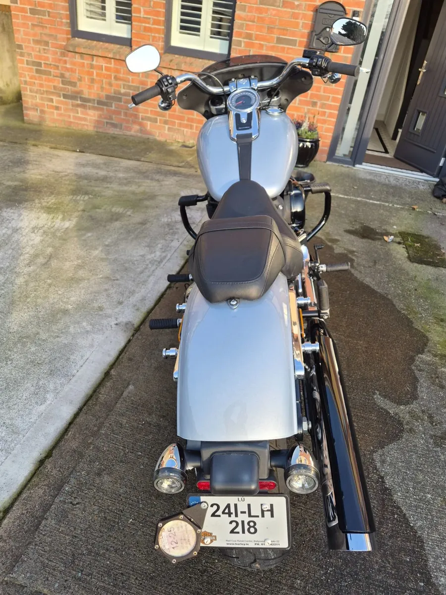 HARLEY DAVIDSON SPORT GLIDE 2024 - Image 1