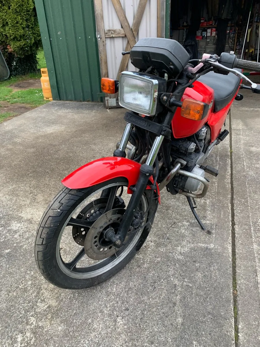 1984 Kawasaki z400f - Image 3