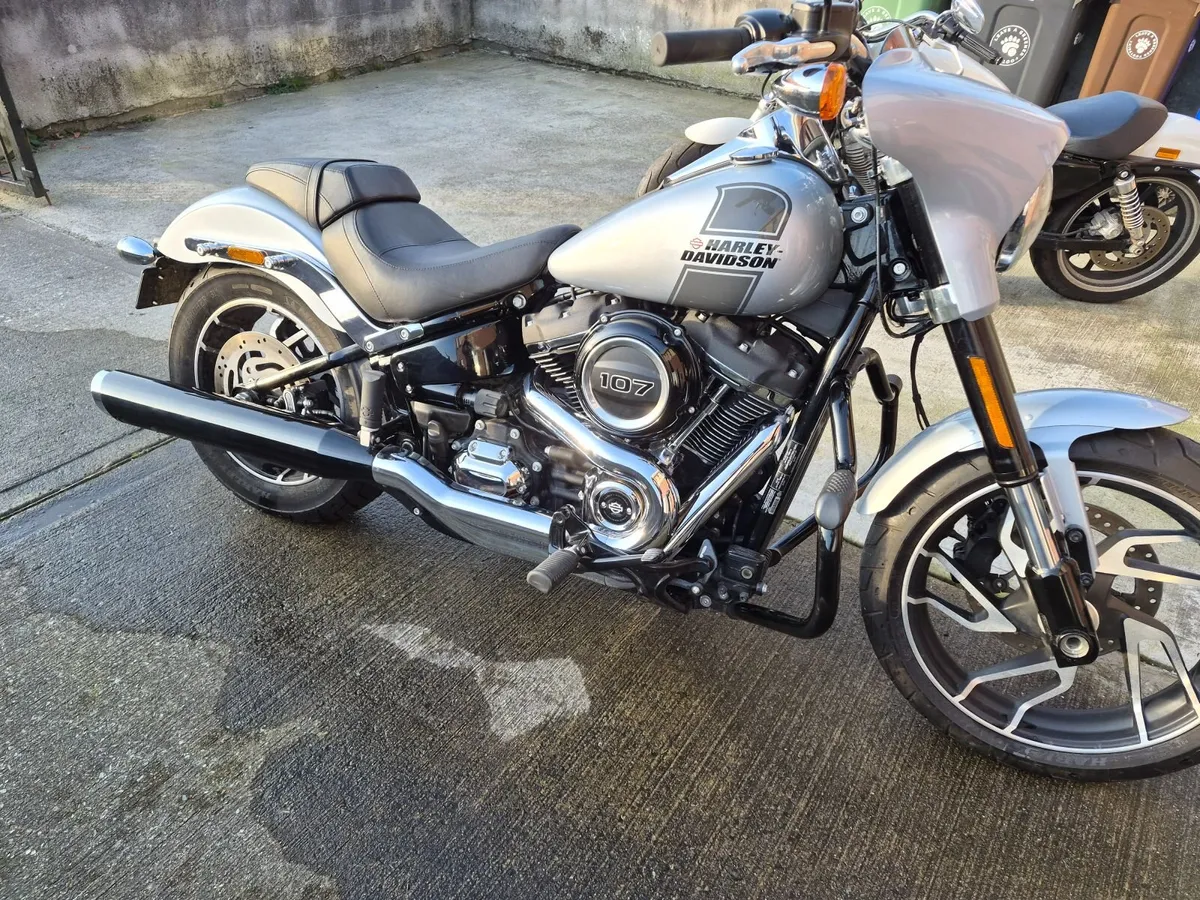 HARLEY DAVIDSON SPORT GLIDE 2024 - Image 3