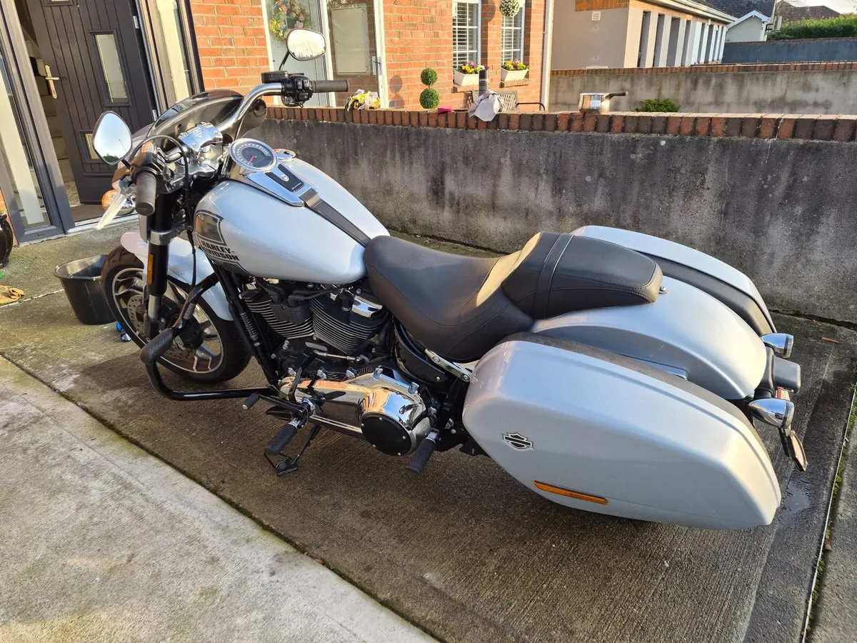 HARLEY DAVIDSON SPORT GLIDE 2024 - Image 4