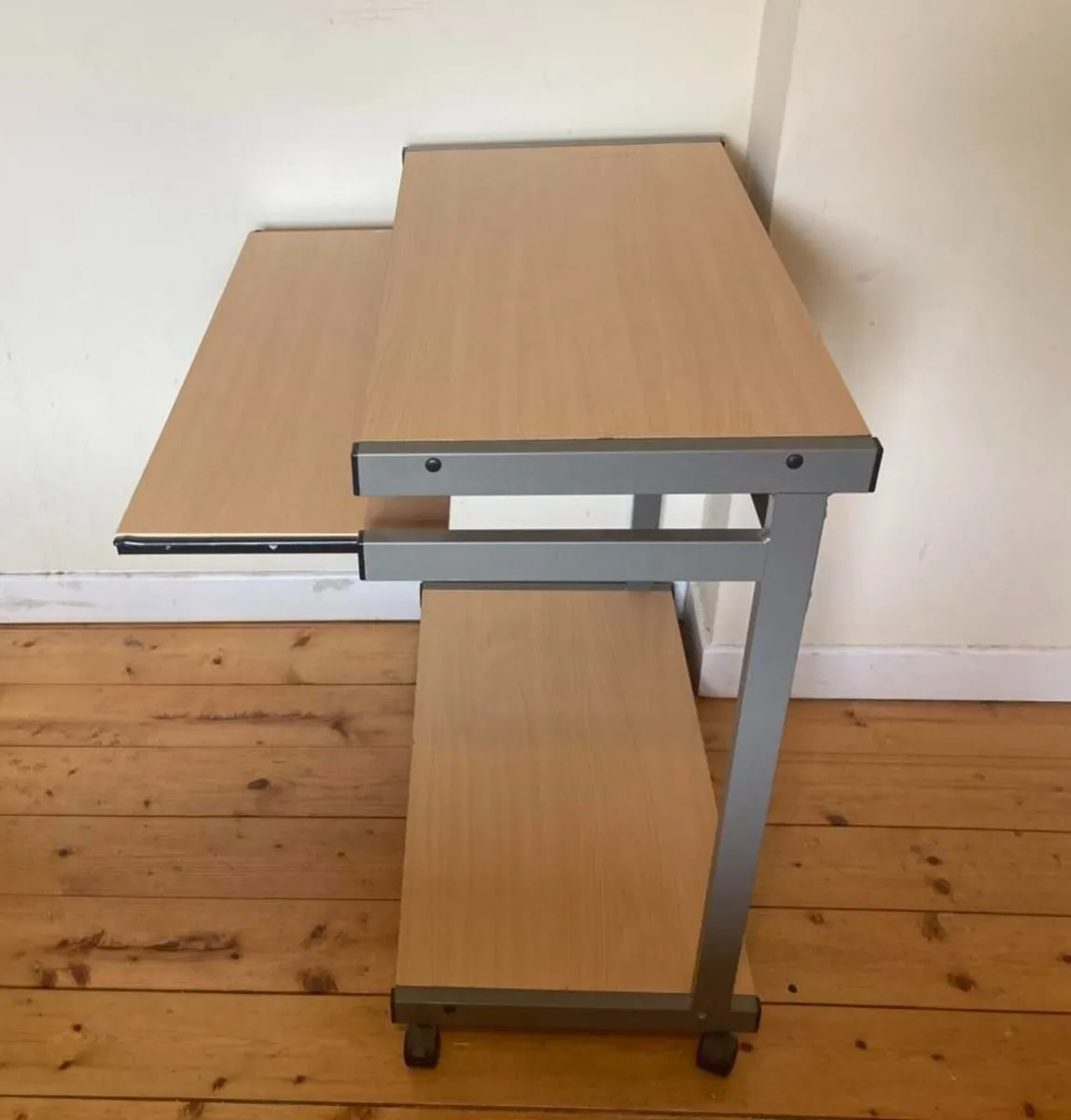 Compact Computer Desk with Slide-Out Tray - Image 3