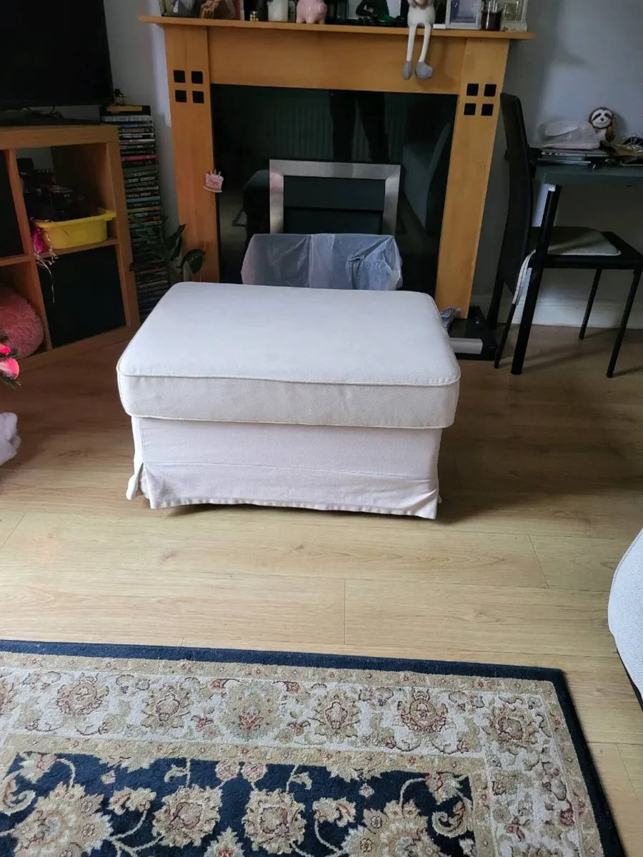 IKEA FOOTSTOOL - Image 1