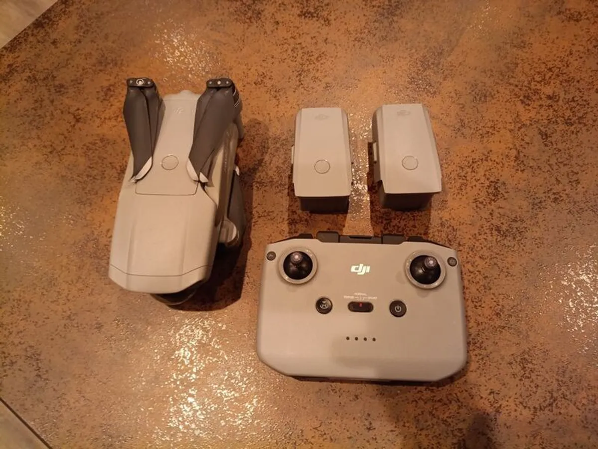 DJI Mavic Air 2 Fly More Combo - Image 4