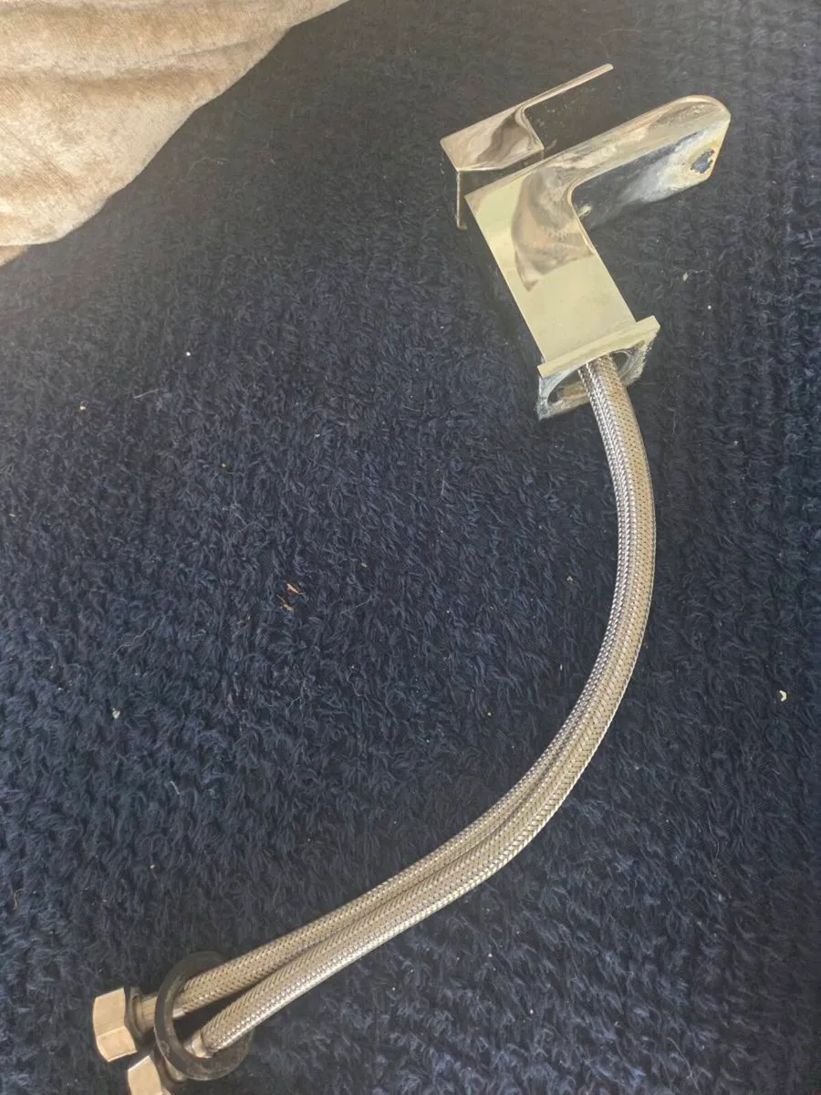 Bathroom Taps - Image 2