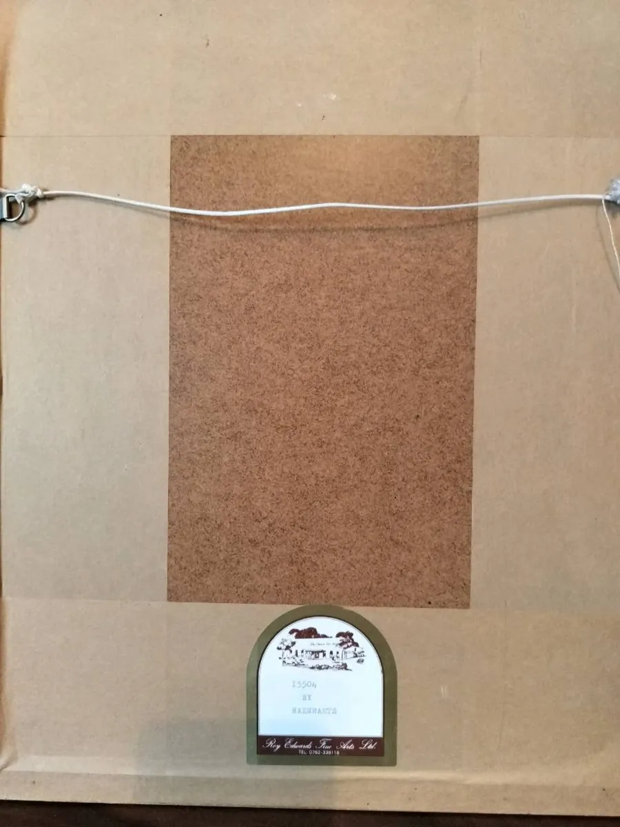 Picture of couple on the beach - Image 2