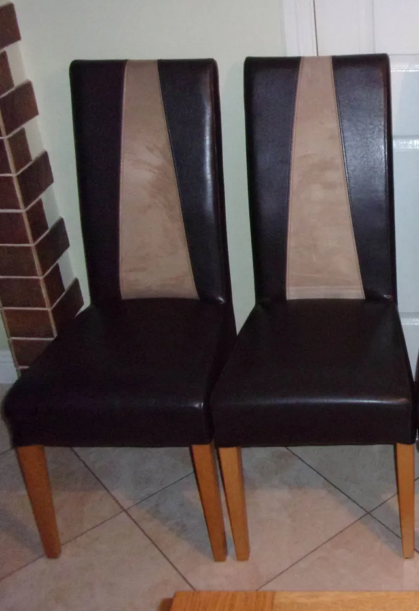 4 dining room chairs - Image 1