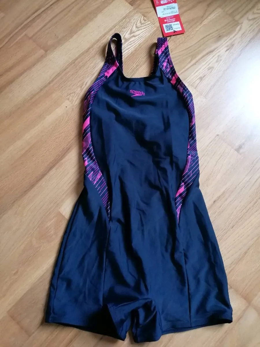 Girls speedo swimsuit NEW - Image 1