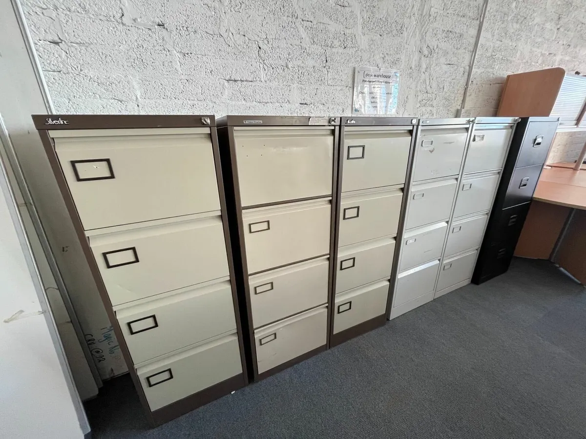 CLEARANCE AND USED STORAGE UNITS - FROM £40.00+VAT - Image 4