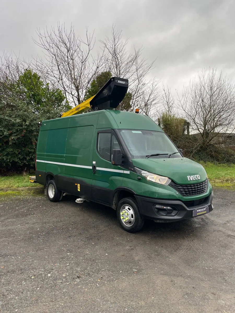 Iveco Daily Versalift Cherry Picker Hoist - Image 1