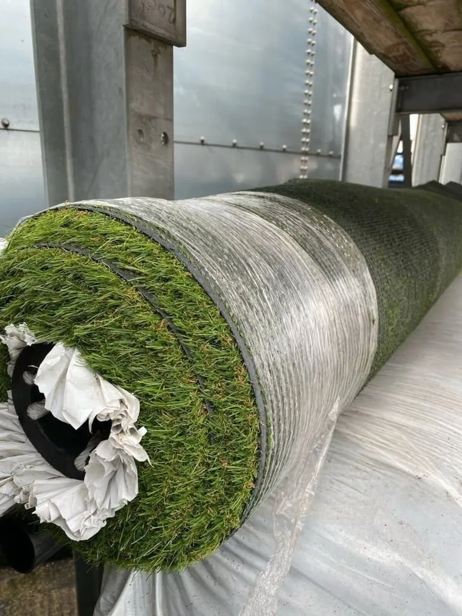 New Artificial Grass 40mm Free Delivery - Image 1