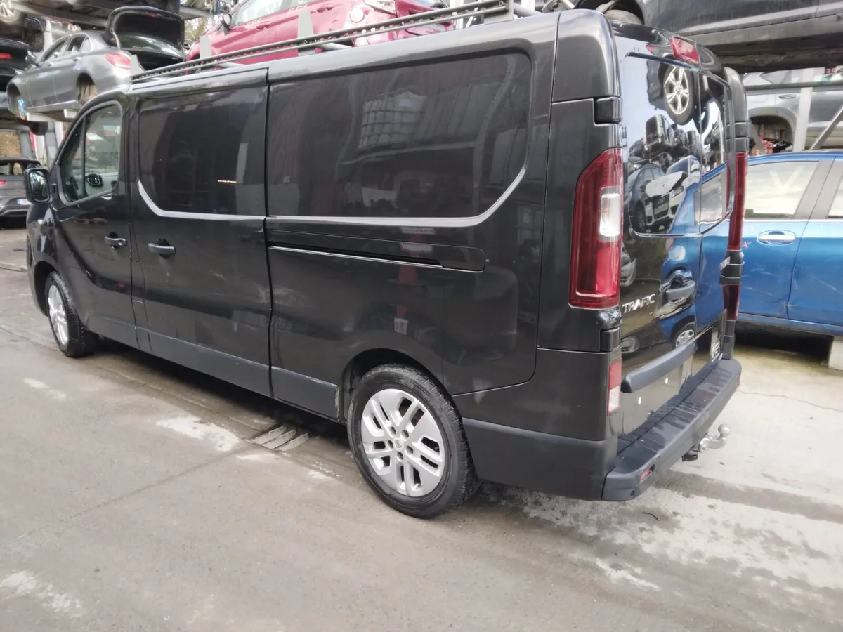 2019 RENAULT TRAFIC For Breaking/Dismantling - Image 3