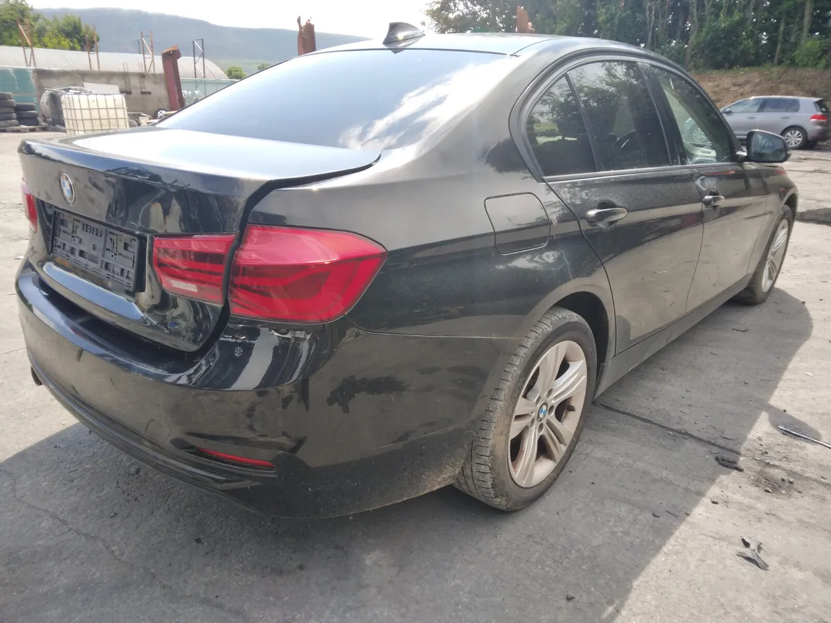 2016 BMW 3 SERIES For Breaking/Dismantling - Image 3
