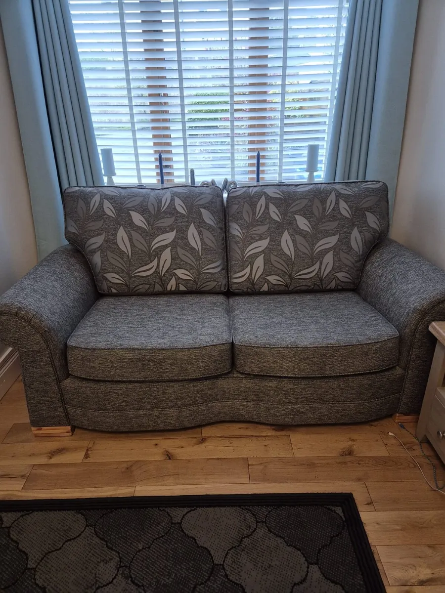 Sofas 2x3seater  for sale €750 ovno - Image 3