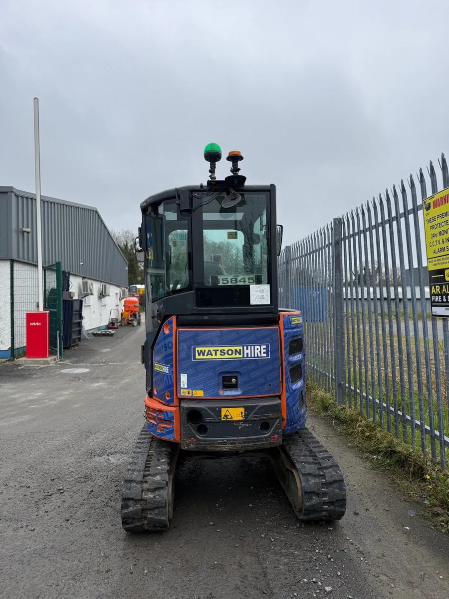 2017 Hitachi ZX26U Digger / Excavator - Image 4
