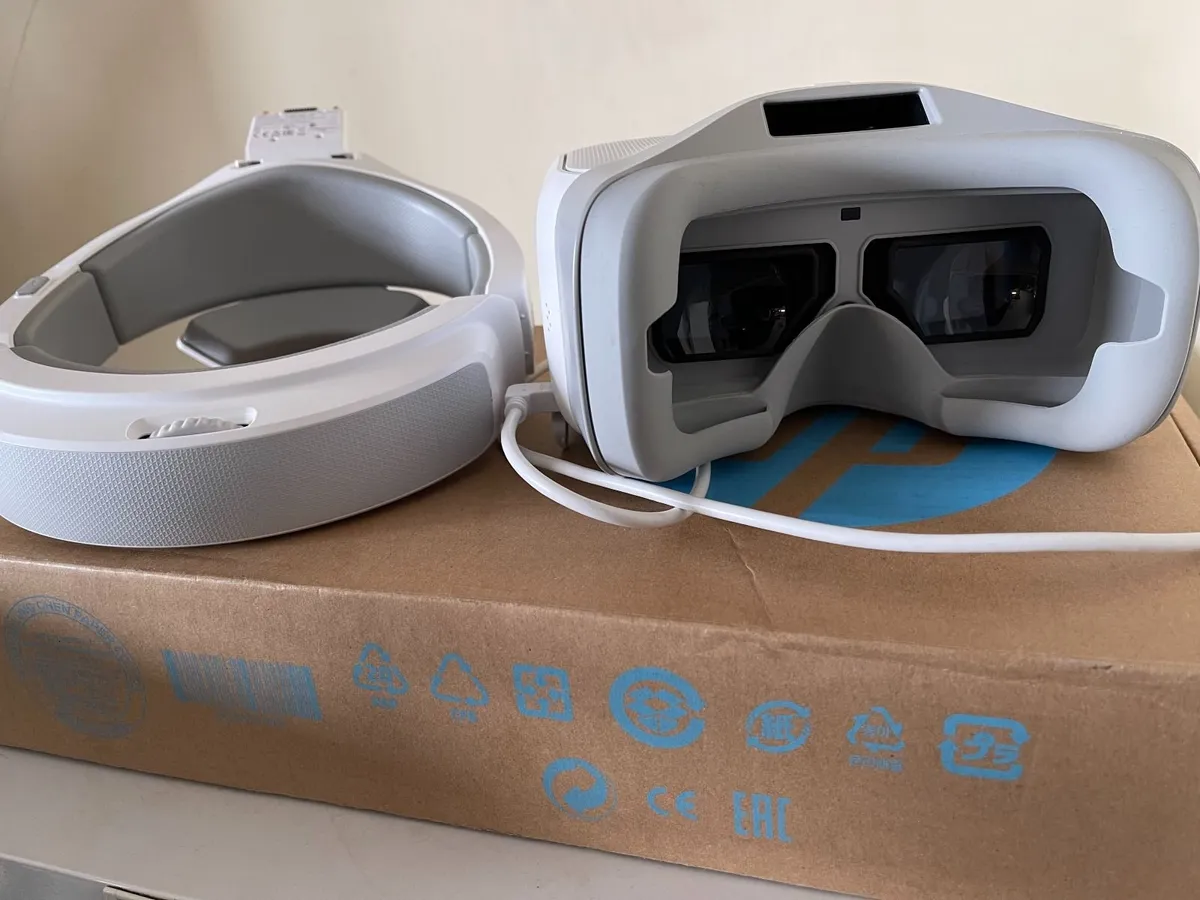 DJI Goggles - Image 1