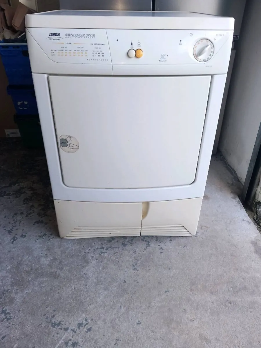 Zanussi condenser dryer - Image 1