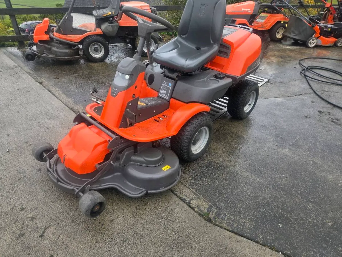 Husquvana front deck lawnmower for sale - Image 2