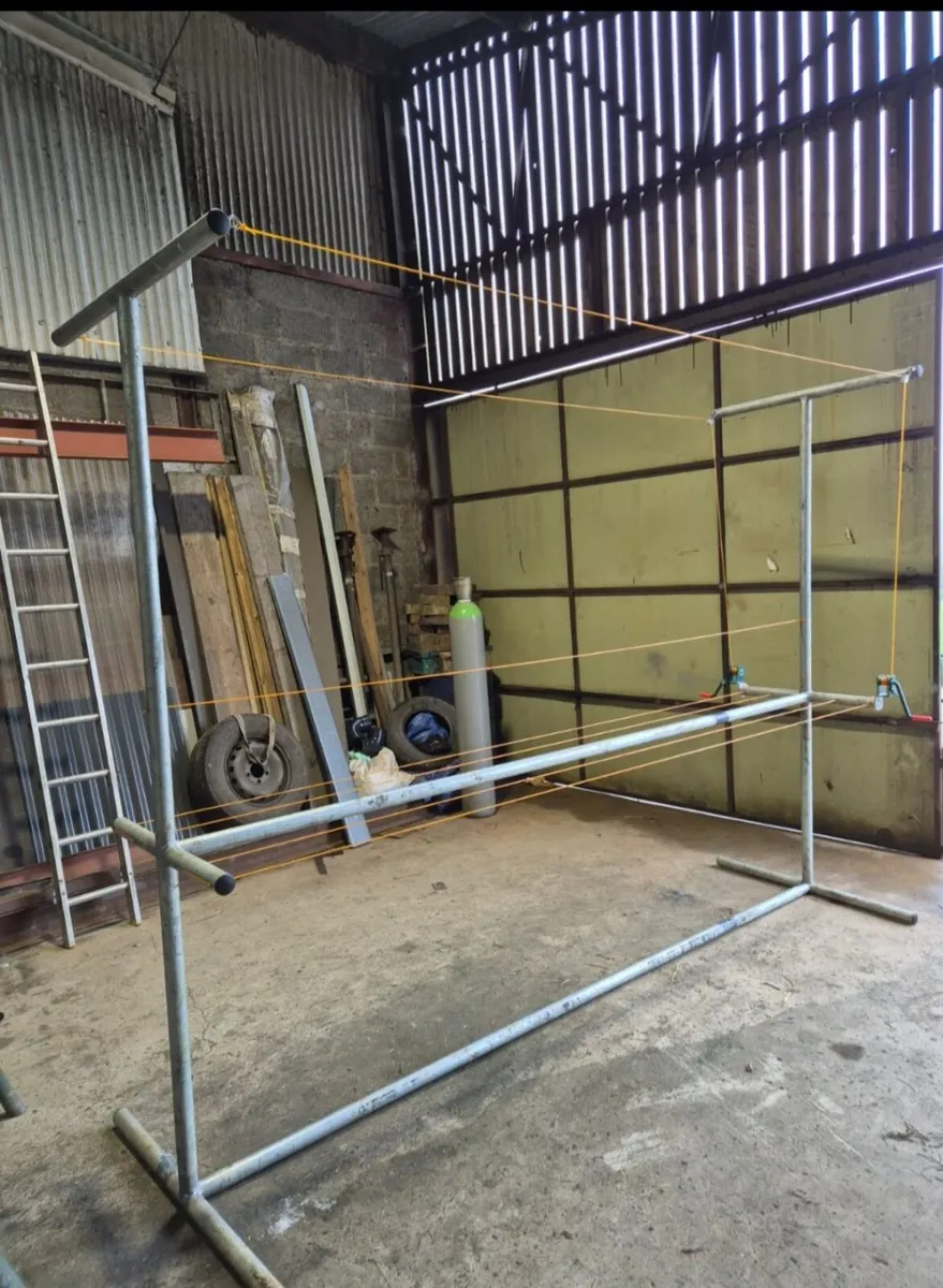 Movable Clothes Line