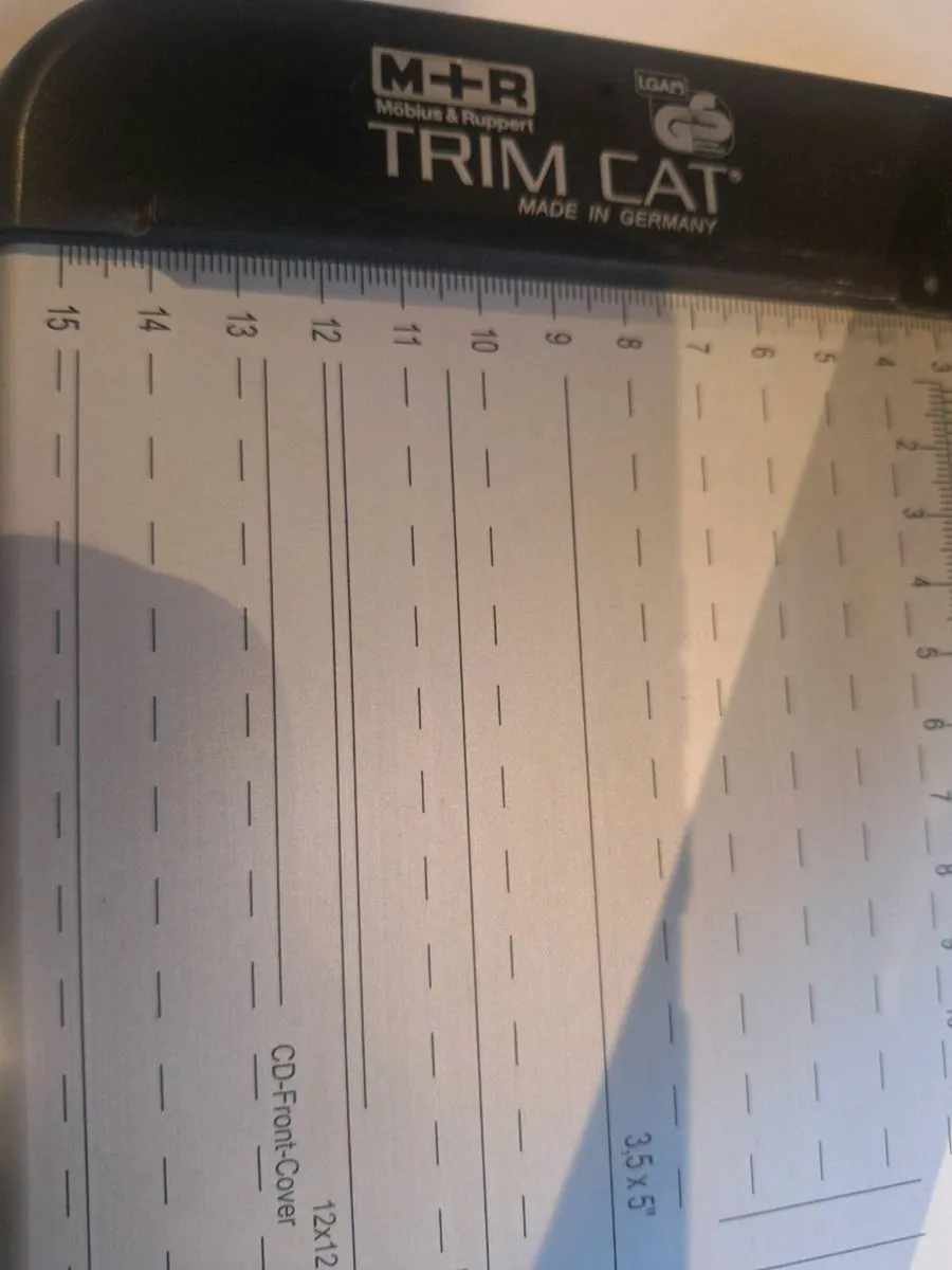 M & R Paper Cutter - Image 2