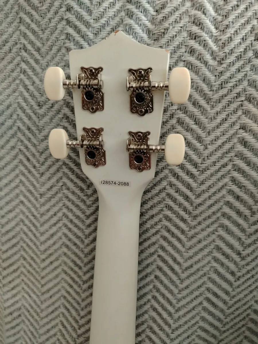 Ukulele Gear4music in Cobh - Image 2