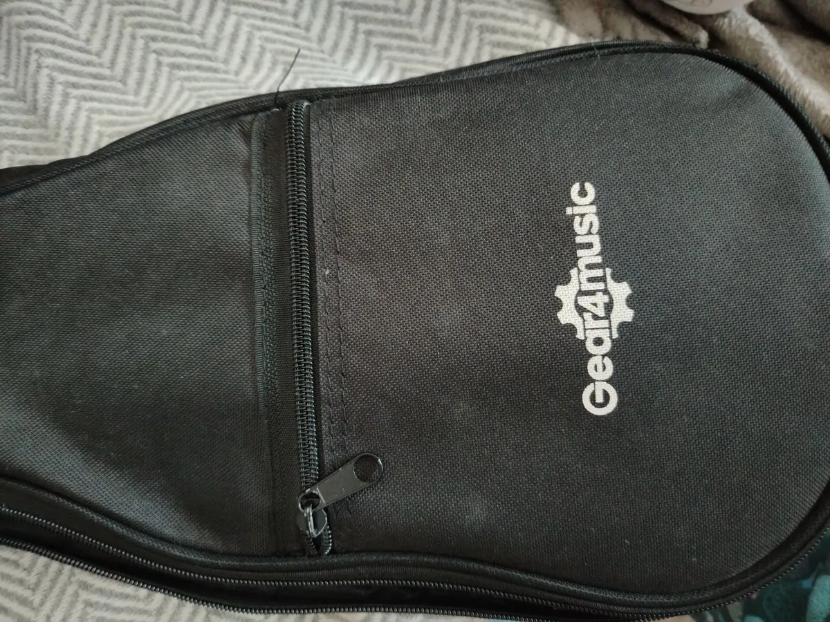 Ukulele Gear4music in Cobh - Image 4