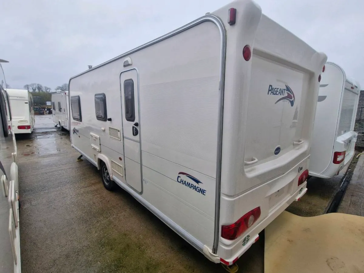 Bailey pageant 4 berth caravan - Image 3