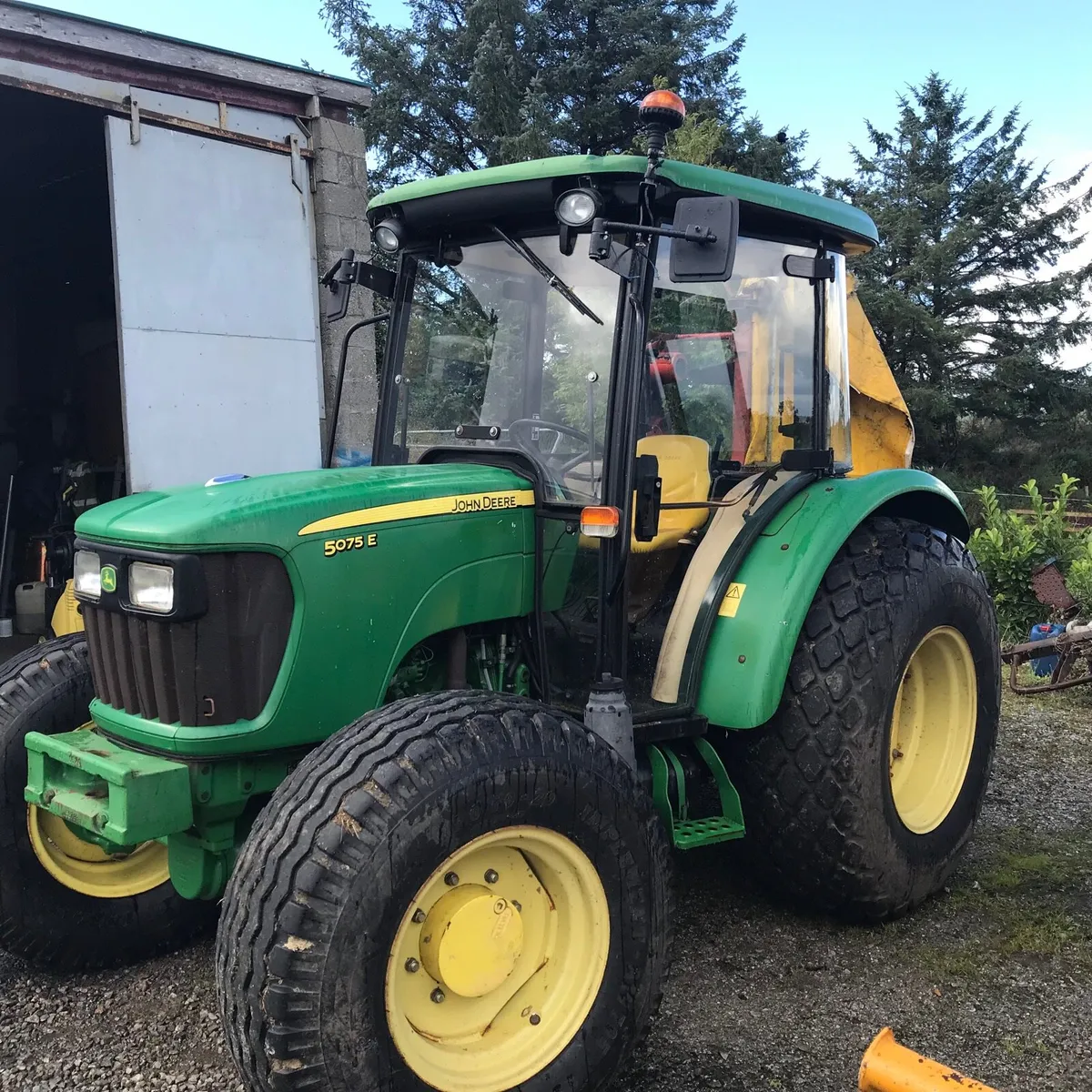 John Deere tractor - Image 2