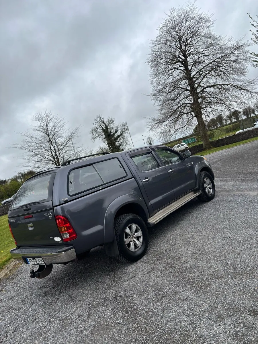 Toyota hilux - Image 3
