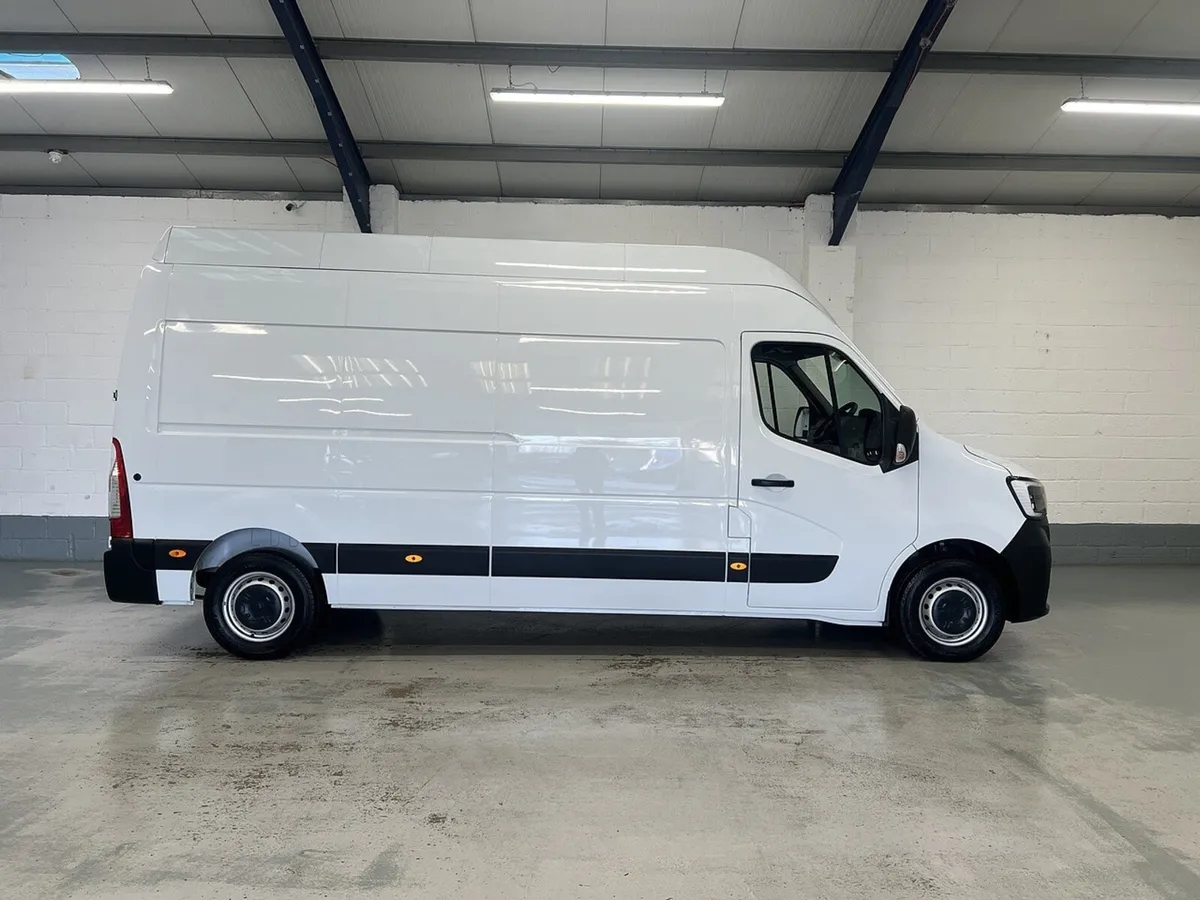 2024 Renault Master High Roof Panel Van - Image 1