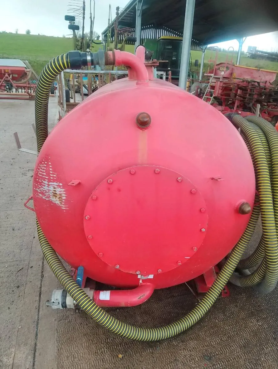 Mobile vacuum tank - Image 2