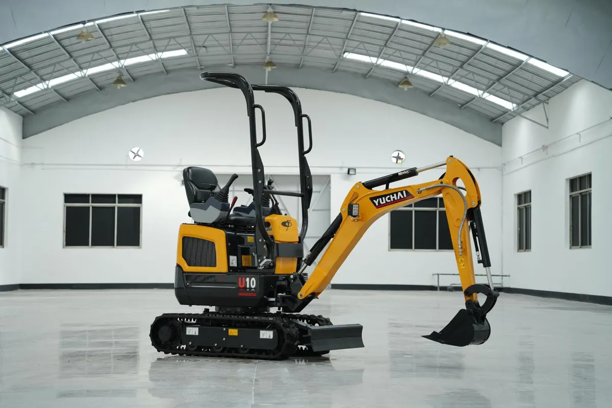 NEW Yuchai U10 Mini Excavator - Image 4